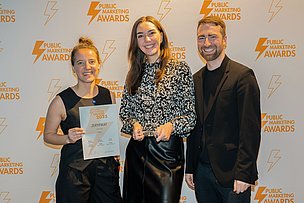 Sophia Negro und Jana Reuss von der Allgäu GmbH mit Filmer Nicolas Lagassé Sophia Negro und Jana Reuss von der Allgäu GmbH mit Filmer Nicolas Lagassé