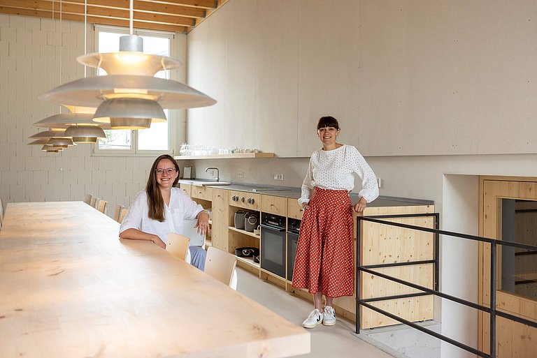 Julia Staudinger, Ramona Riederer