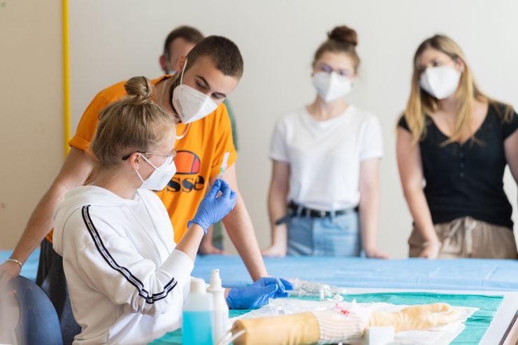 Praktische Anwendungen in der Pflegeausbildung