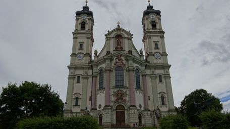 Filmlocation Ottobeuren Basilika Vorderansicht