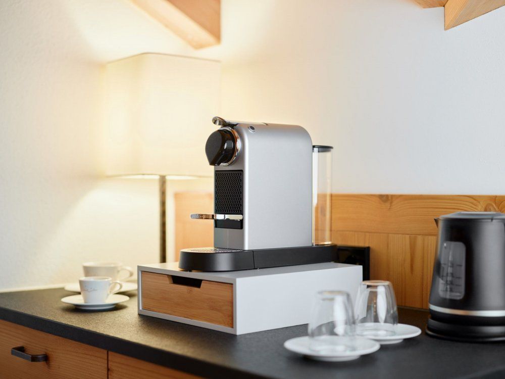hanuselhof_wellness-suite_312_tee_kaffeestation