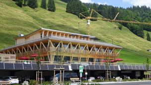 Filmlocation HUBERTUS Balderschwang, Außenansicht des modernen Neubaus